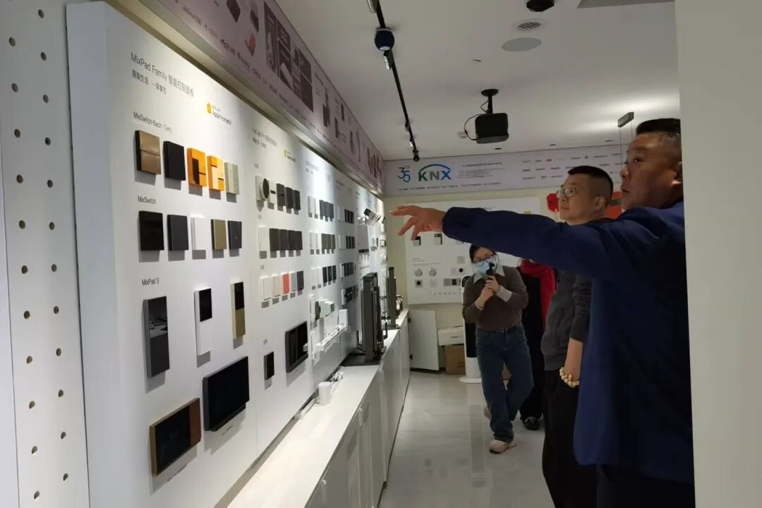 1765165952748537.jpg 微信图片_2025-12-08_114951_739.jpg