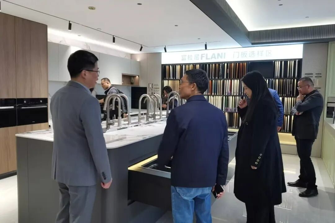 1765165955387501.jpg 微信图片_2025-12-08_114953_523.jpg